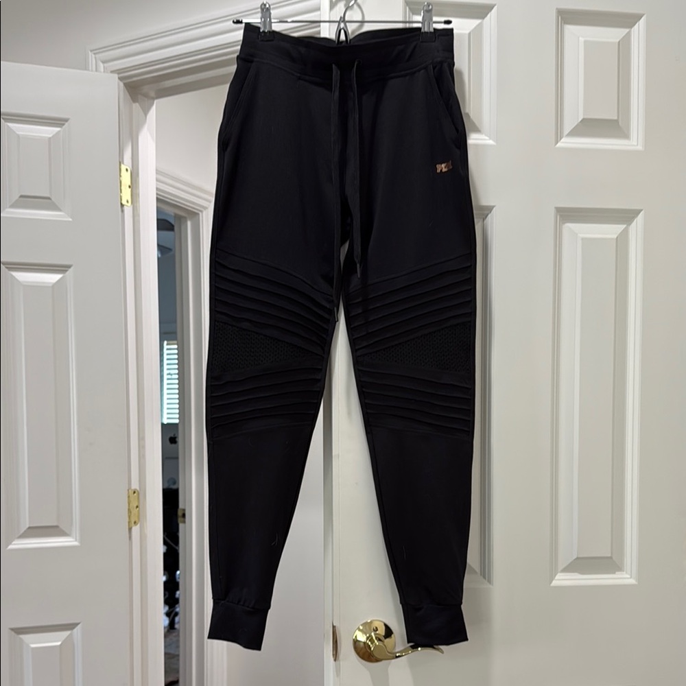 Victoria’s Secret Pink black joggers with moto detail, sized XS